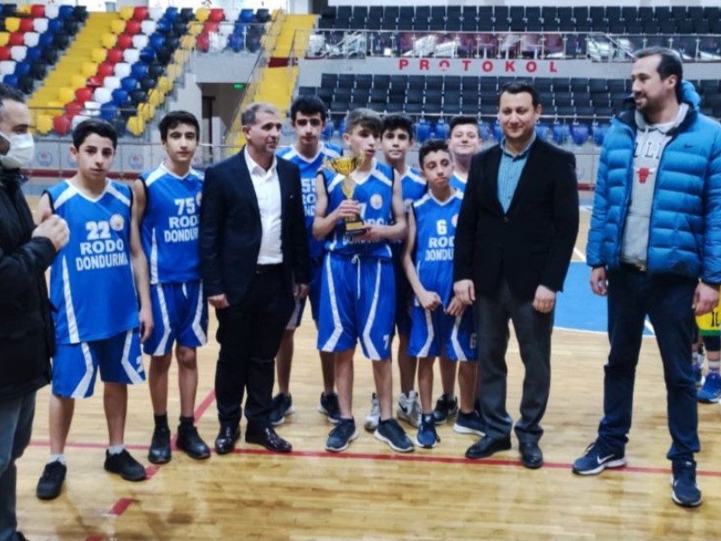 Sincik Basketbol Takımı İl Birincisi Oldu